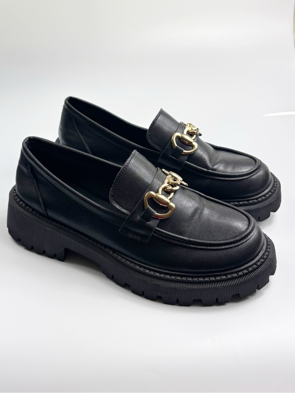 Chunky Black Faux Leather Loafers Flats Gold Metal Buckle US 9 EU 40